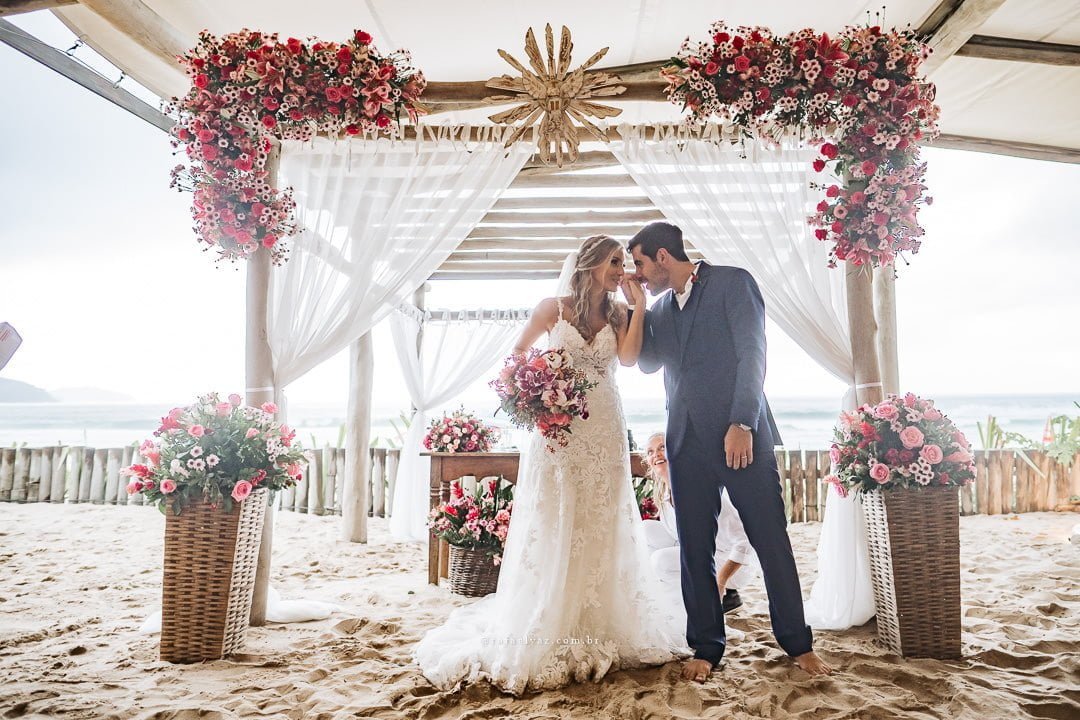 casamento na praia, casamento pe na areia, maresias, luai cabanas, decoração de casamento de dia, casamento de dia, casar na praia, rafael vaz fotografia