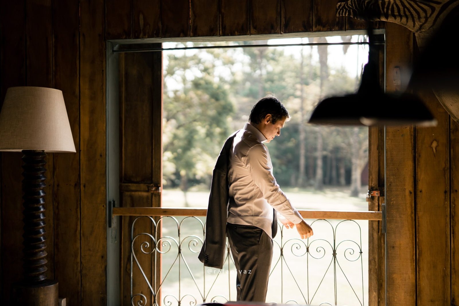 casamento julie e rafael, casamento na árvore, luz do sol no casamento, making of noiva, noiva, bride, bride to be, vestida de noiva, lapis de noiva, constance zahn