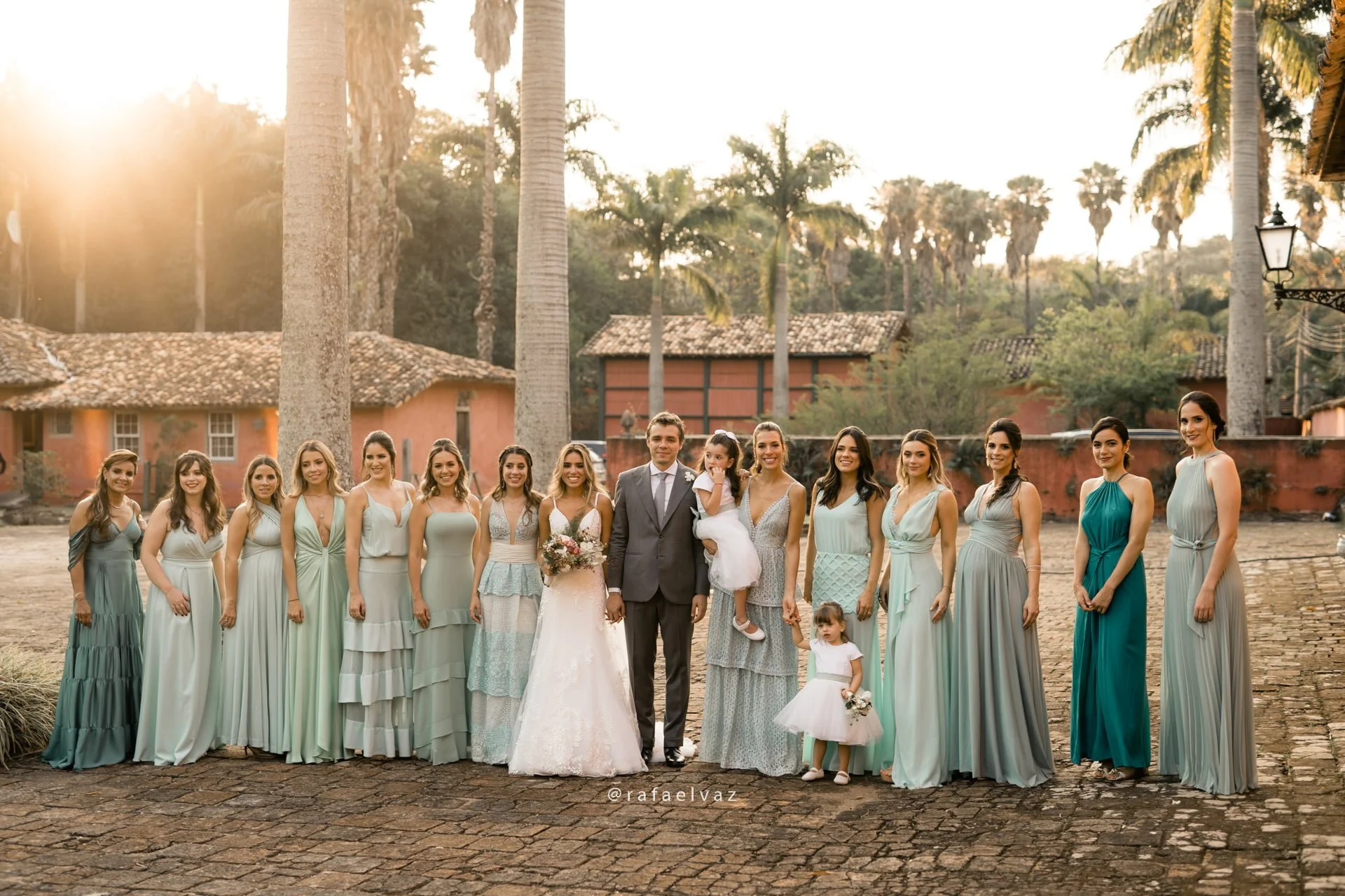 casamento julie e rafael, casamento na árvore, luz do sol no casamento, making of noiva, noiva, bride, bride to be, vestida de noiva, lapis de noiva, constance zahn
