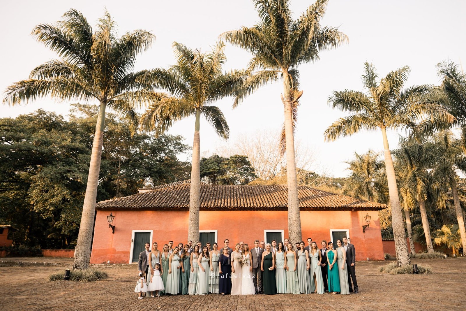 casamento julie e rafael, casamento na árvore, luz do sol no casamento, making of noiva, noiva, bride, bride to be, vestida de noiva, lapis de noiva, constance zahn