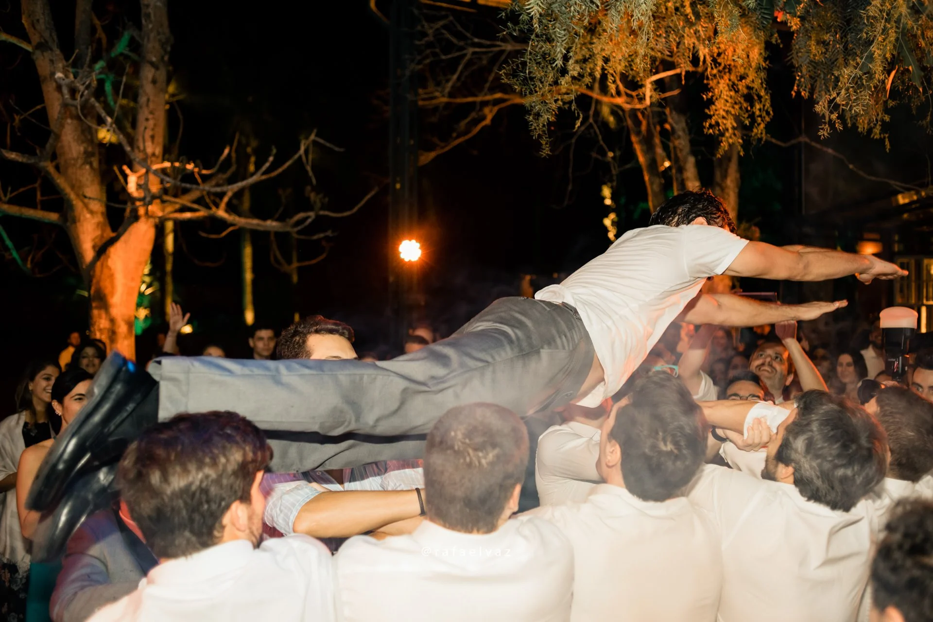 Casamento na Fazenda das Cabras, casamento no campo, decoração de casamento de dia, decor de casamento rústica, casar de dia, casamento no pôr do sol Casamento na Fazenda das Cabras, casamento no campo, decoração de casamento de dia, decor de casamento rústica, casar de dia, casamento no pôr do sol