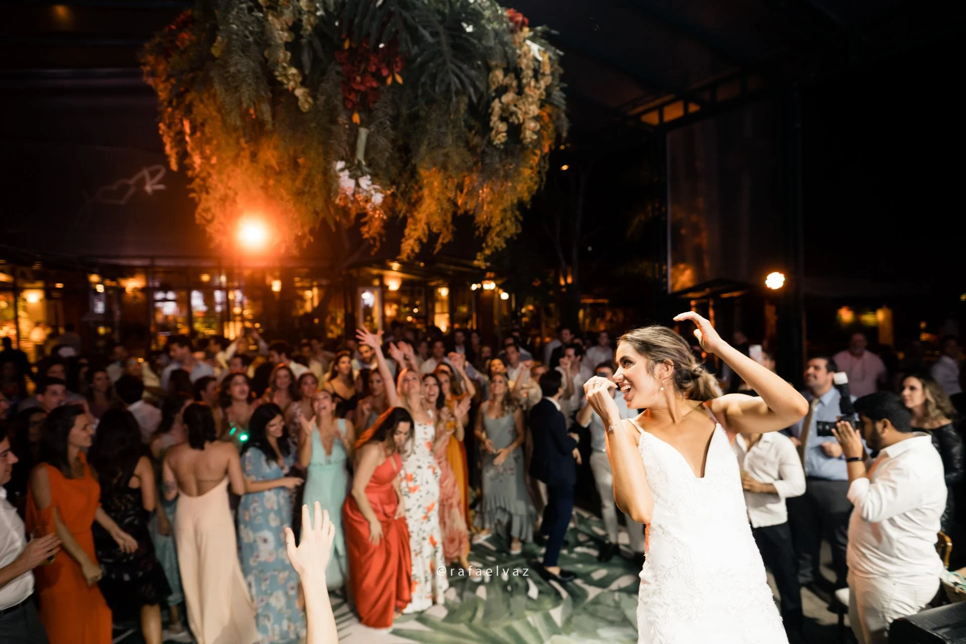 Casamento na Fazenda das Cabras, casamento no campo, decoração de casamento de dia, decor de casamento rústica, casar de dia, casamento no pôr do sol Casamento na Fazenda das Cabras, casamento no campo, decoração de casamento de dia, decor de casamento rústica, casar de dia, casamento no pôr do sol