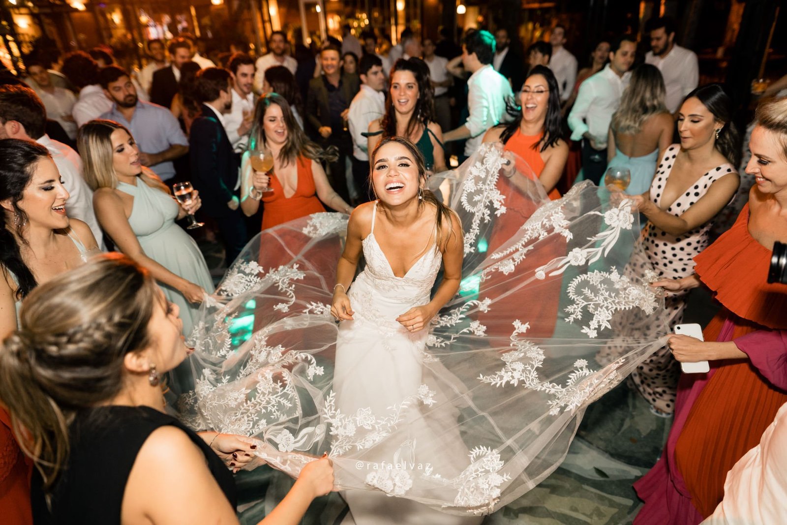 Casamento na Fazenda das Cabras, casamento no campo, decoração de casamento de dia, decor de casamento rústica, casar de dia, casamento no pôr do sol