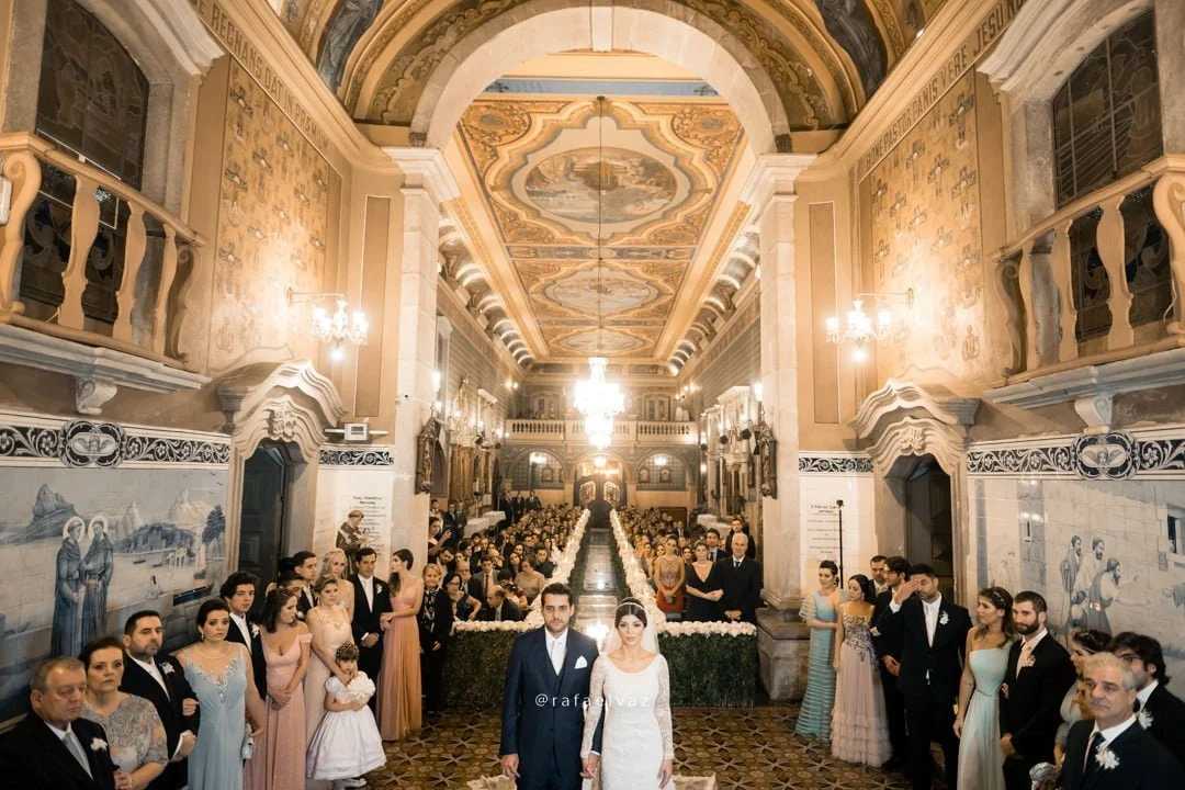 casamento na igreja do valongo, casamento tradicional, decoração de casamento a noite, rafael vaz fotografo, fotografo em santos, casar na igreja, chão de espelho, espelho na igreja, passarela de espelho
