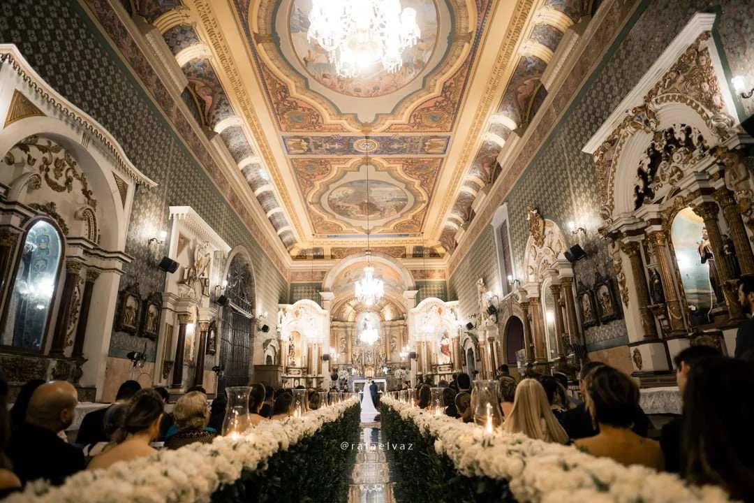 casamento na igreja do valongo, casamento tradicional, decoração de casamento a noite, rafael vaz fotografo, fotografo em santos, casar na igreja, chão de espelho, espelho na igreja, passarela de espelho