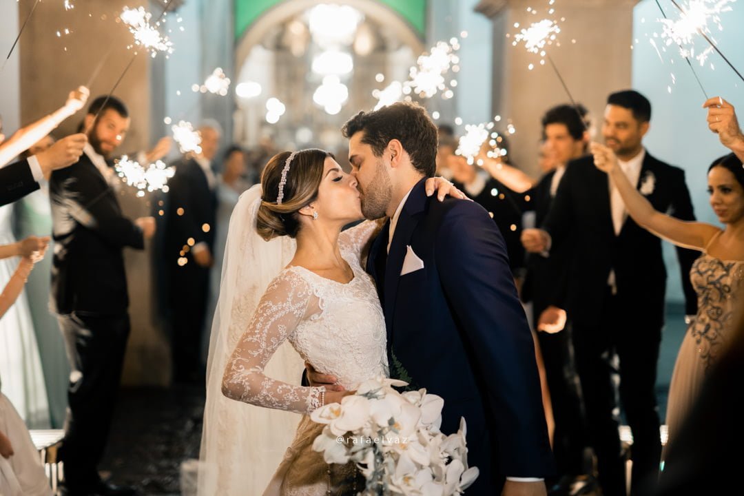 casamento na igreja do valongo, casamento tradicional, decoração de casamento a noite, rafael vaz fotografo, fotografo em santos, casar na igreja, chão de espelho, espelho na igreja, passarela de espelho