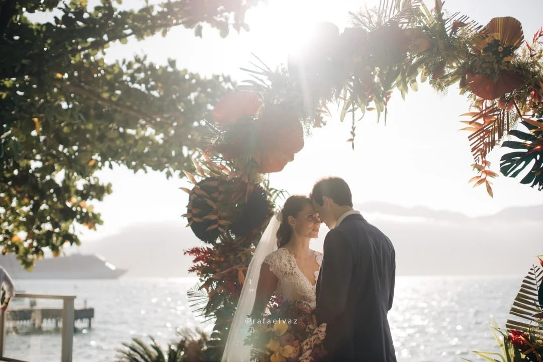 anoz ilhabela, decoração de casamento na praia, casamento pé na areia, casamento em ilhabela, rafael vaz fotografo, casamento sea club, vila salga, vestido de noiva praia, casamarela noivas, casamento em ibiza, casamento europeu, mini wedding na praia, wedding on the beach, destination wedding, enlopment wedding 