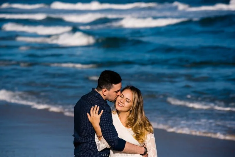 Pré Wedding na praia, ensaio de casamento, ensaio de casal, ensaio na praia, ensaio de fotos na praia, ensaio de dia, ensaio de casal de dia, pré wedding na praia