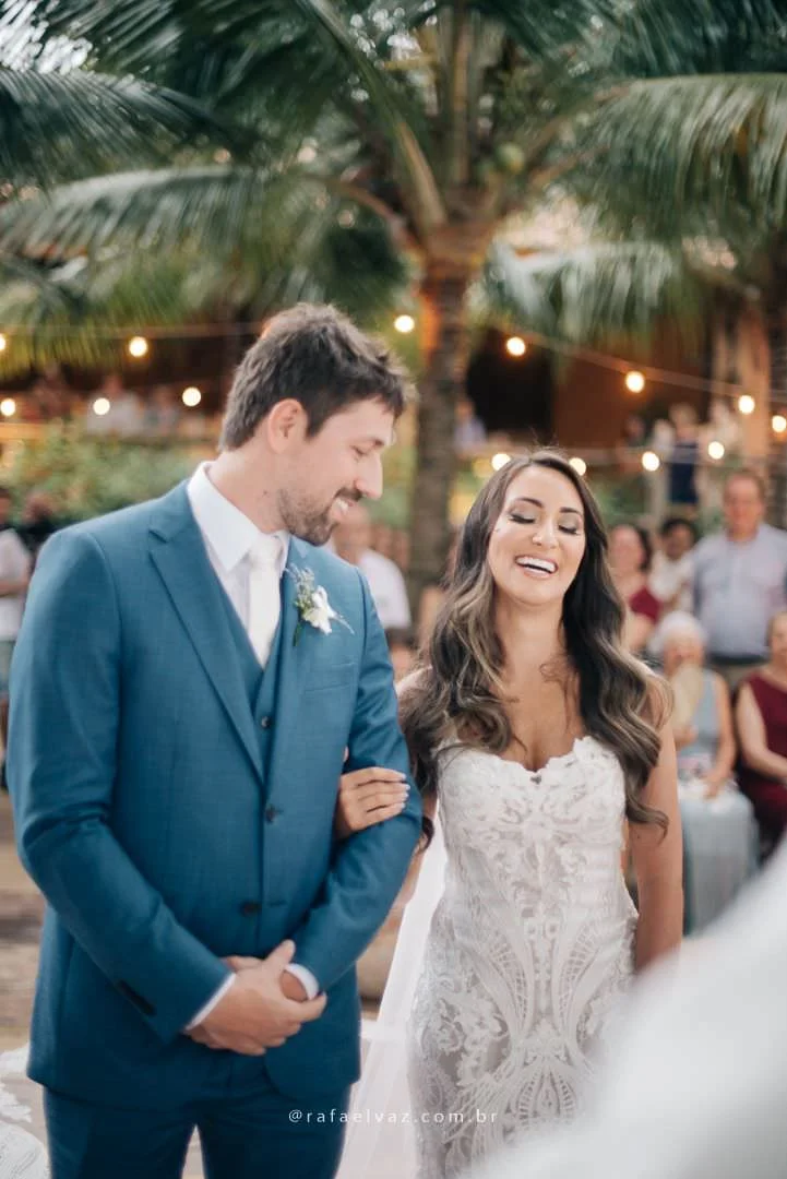 Casamento no Vila Salga, praia, Ilhabela, casamento de dia, pé na areia, ensaio na praia, decoração, fotografia de casamento, sp, noiva, vestido de noiva