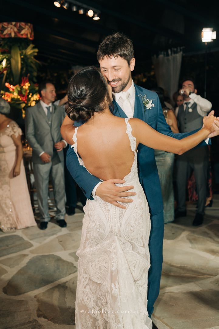 Casamento no Vila Salga, praia, Ilhabela, casamento de dia, pé na areia, ensaio na praia, decoração, fotografia de casamento, sp, noiva, vestido de noiva