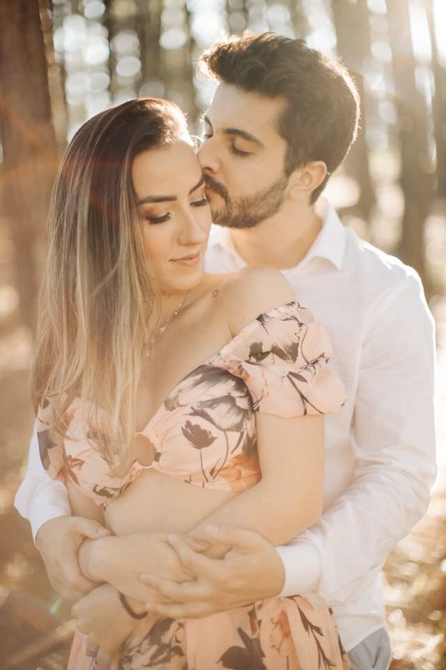 pre wedding em campos do jordão, ensaio, ensaio de casamento, ensaio de casal, casal, fotografia, ensaio fotografico, campo, por do sol, luz do dia, ensaio externo, local