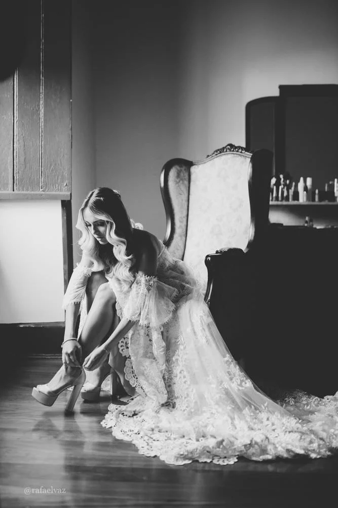 casamento na fazenda fagundes, casamento no campo, casamento de dia, varal de luzes, penteado de noiva, penteado de noiva solto, vestido de noiva, noiva loira,  decoração de casamento no campo, boho, vintage
