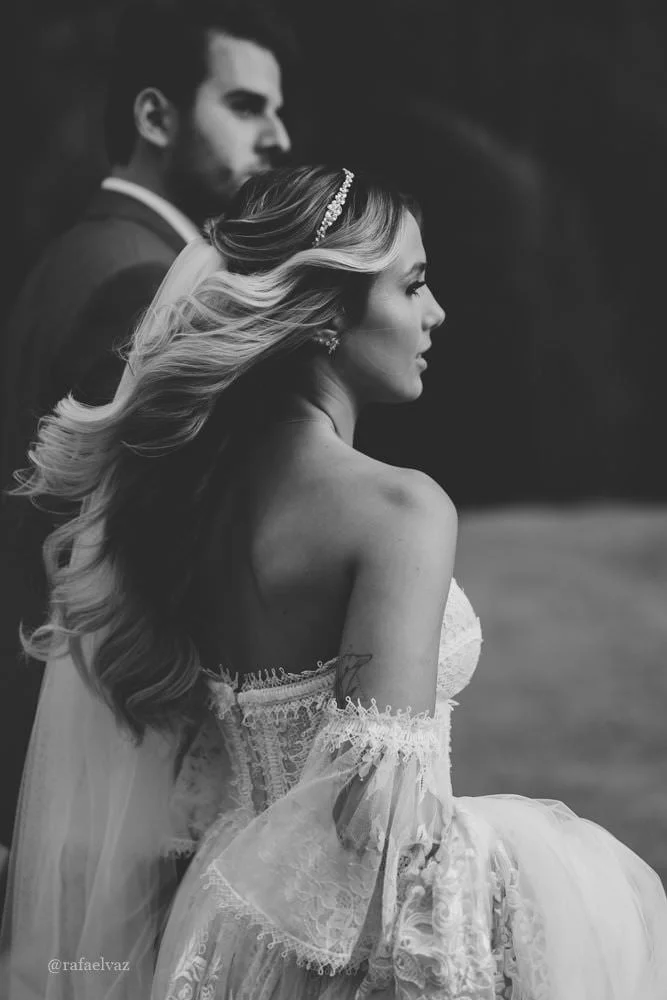 casamento na fazenda fagundes, casamento no campo, casamento de dia, varal de luzes, penteado de noiva, penteado de noiva solto, vestido de noiva, noiva loira,  decoração de casamento no campo, boho, vintage