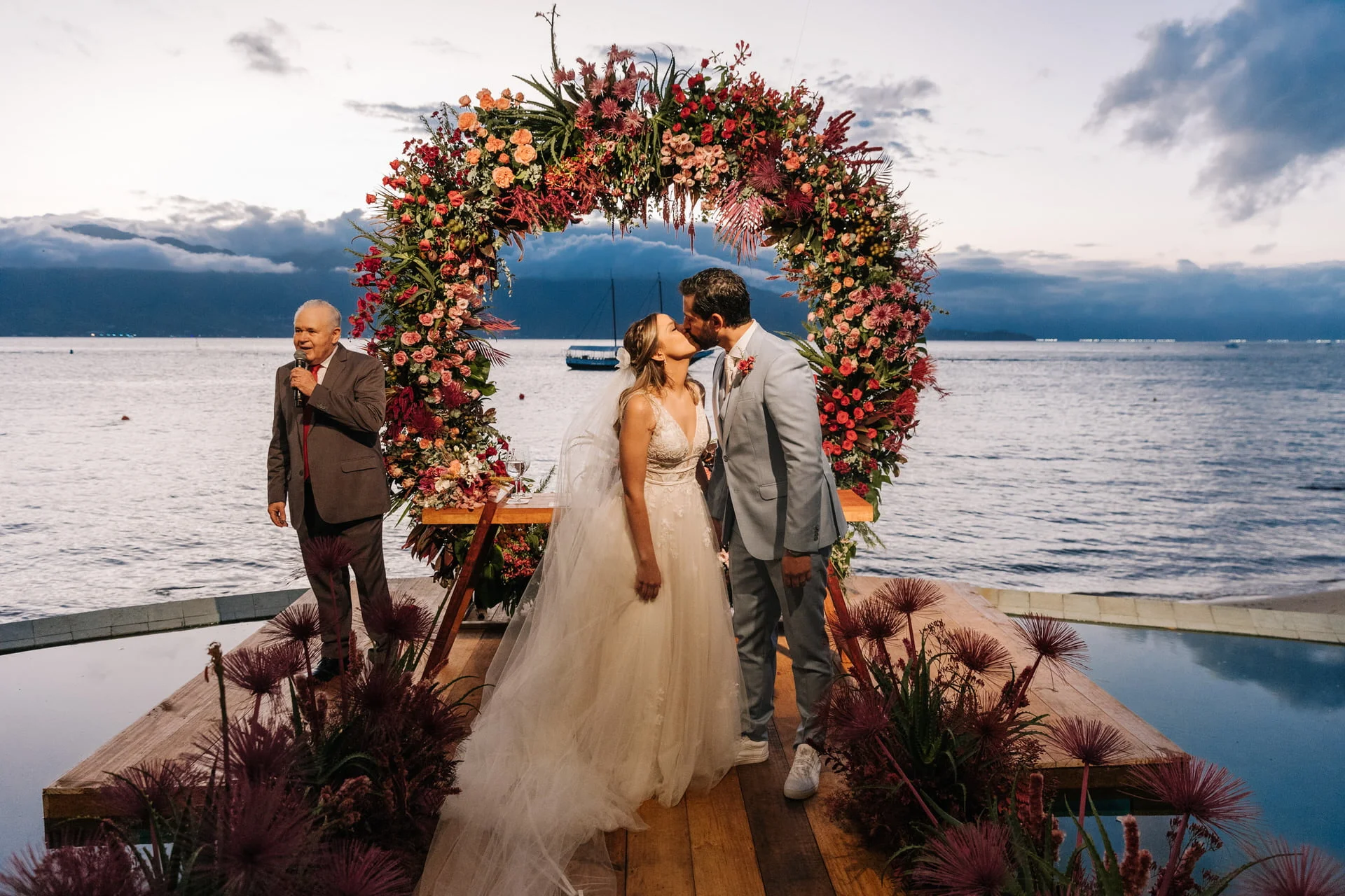anoz ilhabela, anoz, anos em ilhabela, casamento no anoz em ilhabela, casamento em ilhabela, fotografo de casamento em ilhabela, fotos de casamento em ilhabela, fotografo de casamento sp, fotografia de casamento, fotografo de casamento, fotografia de casamento sp, fotografia de casamento em ilhabela, melhor fotografo de casamento ilhabela, fotografo de casamento na praia