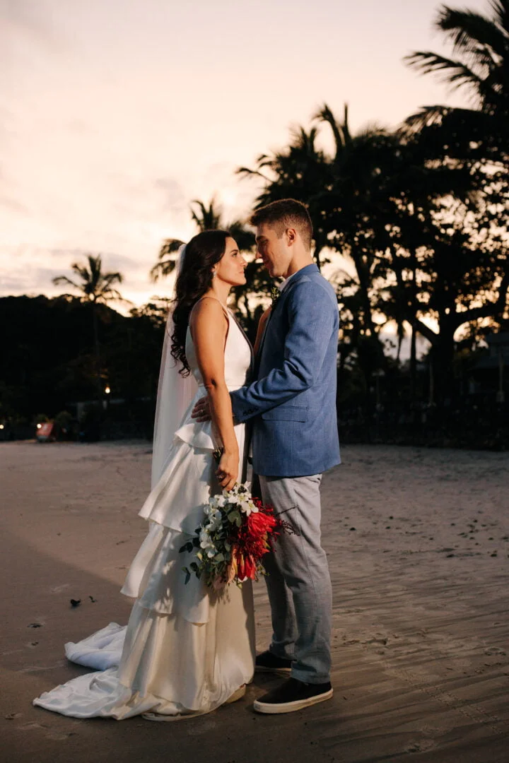 casamento na praia, casamento praia do engenho, casamento são sebastião, decoração casamento na praia, casamento de dia, fotografo de casamento.